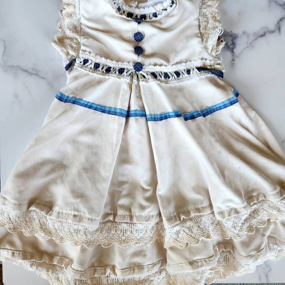 Vintage handmade A-line 3-4t girls toddler cream cottage dress macrame scalloped